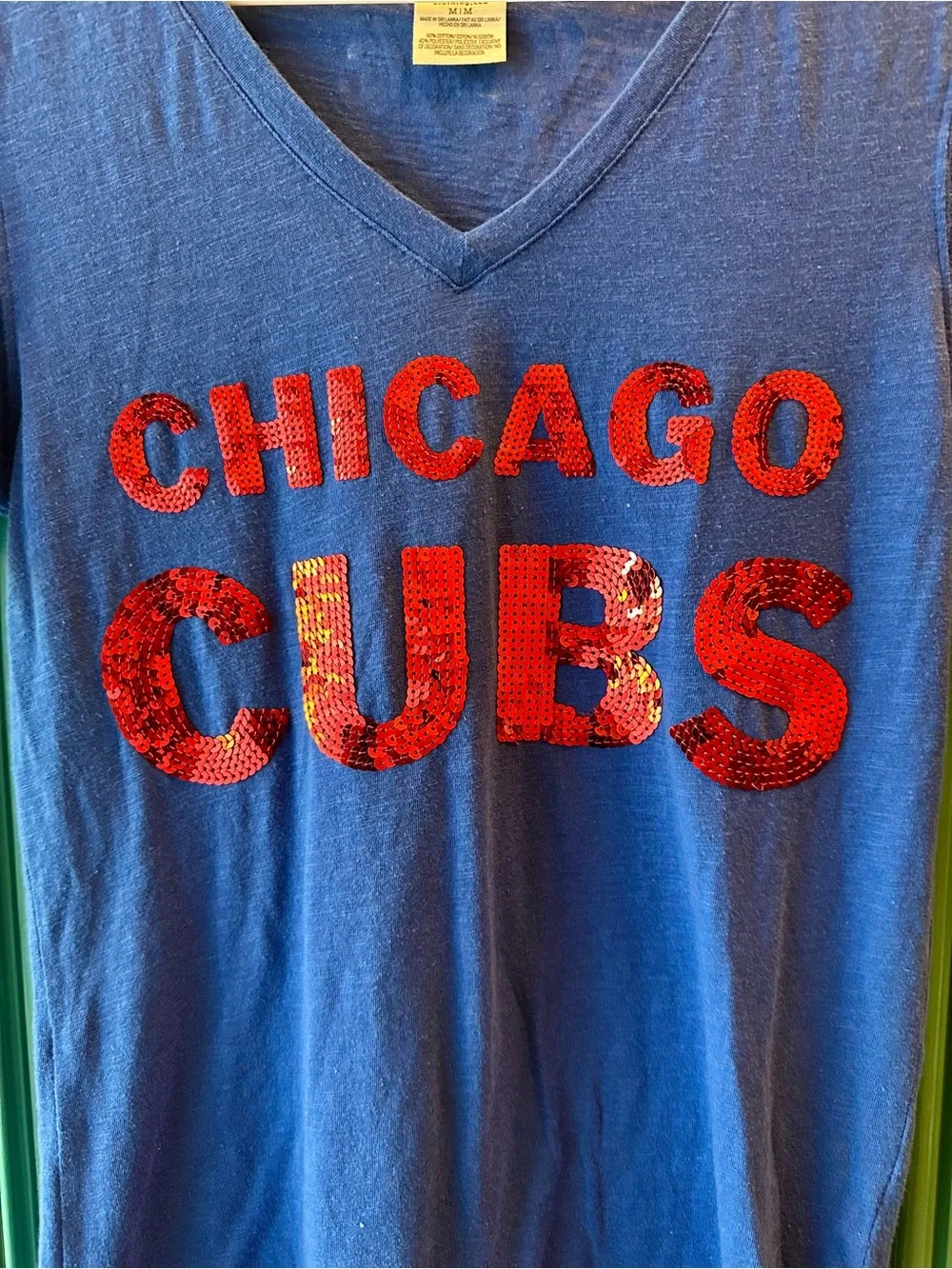 VS PINK Chicago Cubs Sequin V Neck T Shirt Sz M Royal Blue Game Day Top